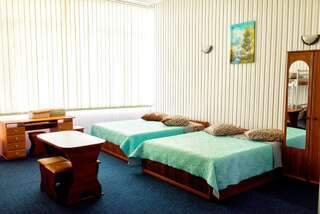 Комплексы для отдыха с коттеджами/бунгало База отдыха Дунай Измаил Кровать в общем 8-местном номере для мужчин и женщин-5